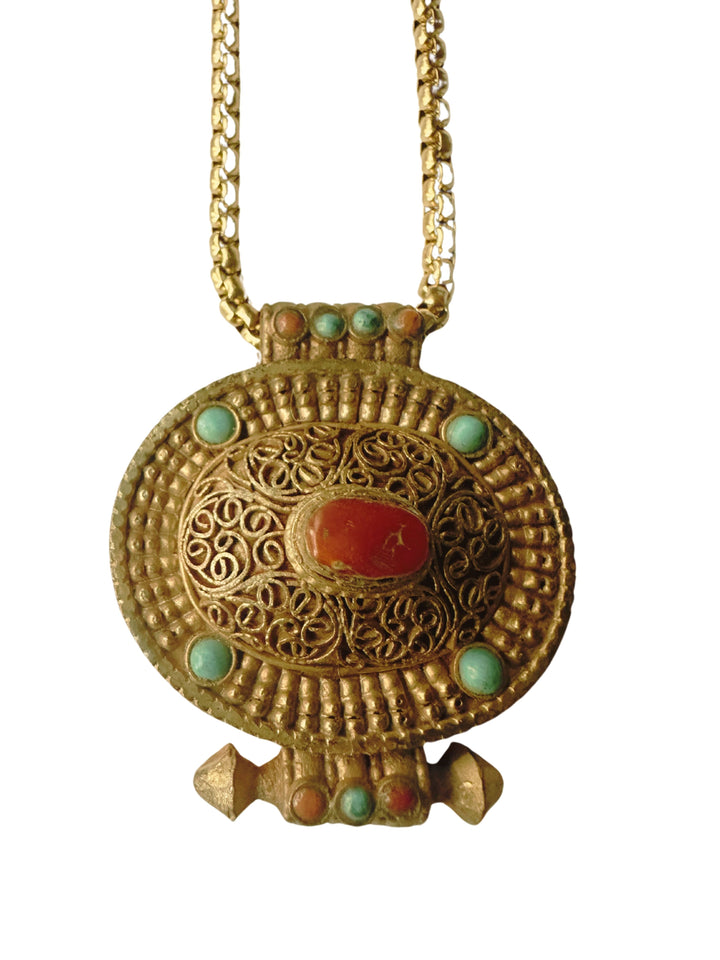 TN111 Gold Plated Tibetan Prayer Locket Necklace