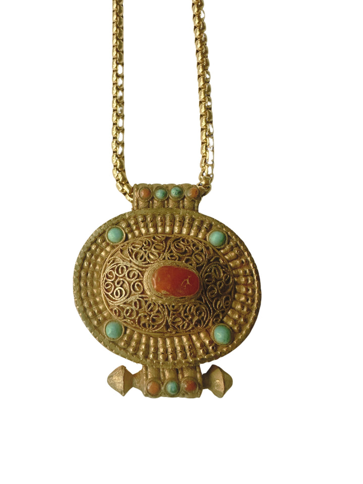 TN111 Gold Plated Tibetan Prayer Locket Necklace