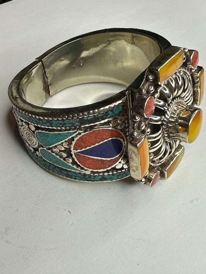 TB220 Tibetan Adjustable Cuff