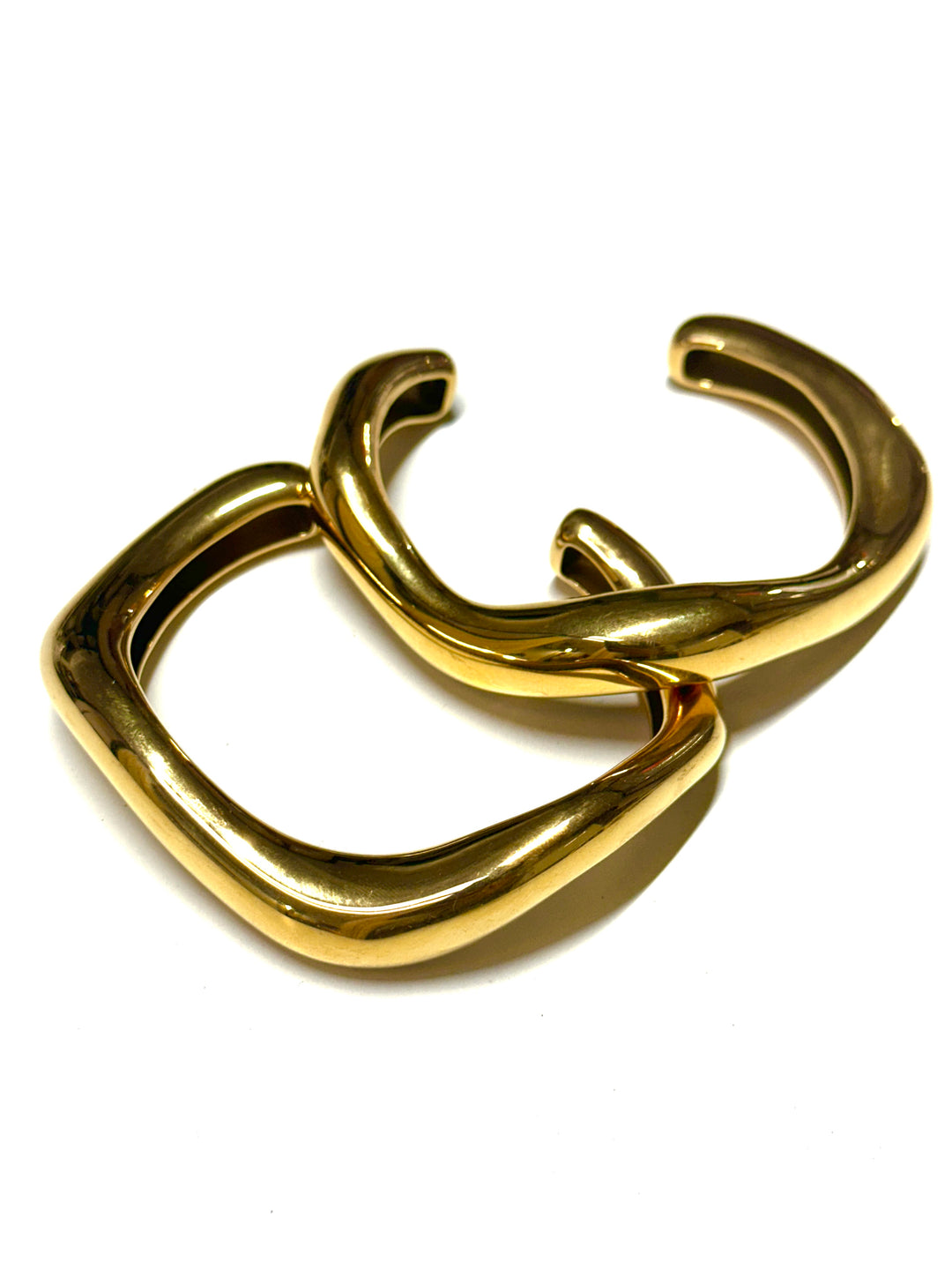 The Gold Wavy Bangle