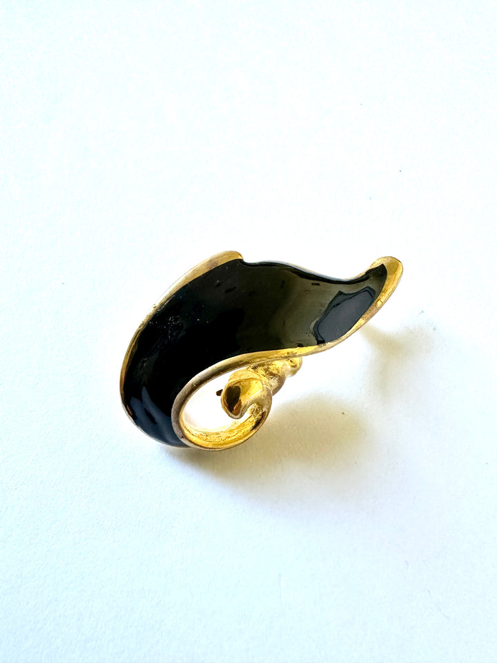 123 Vintage Black Enamel Brooch