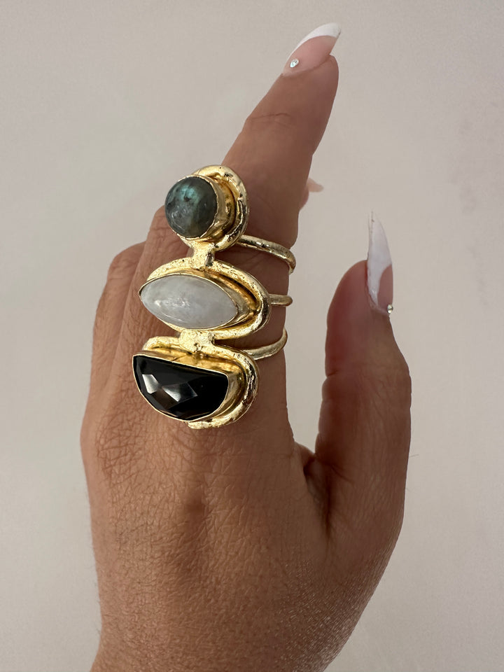 KA37 Three Gemstone Adjustable Ring