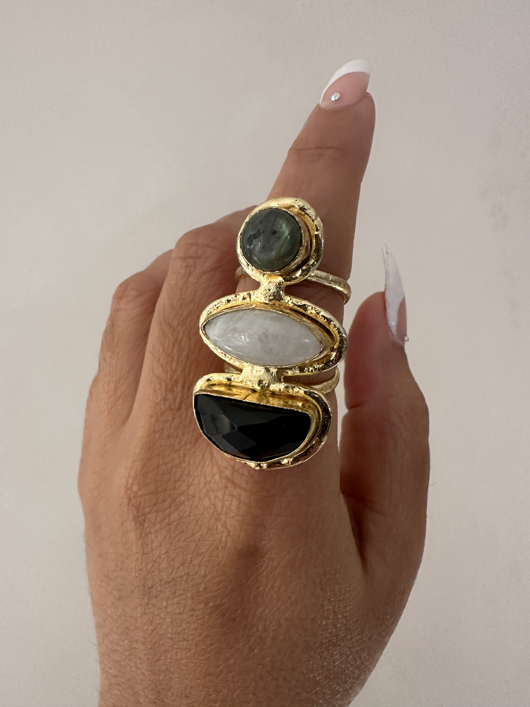 KA37 Three Gemstone Adjustable Ring