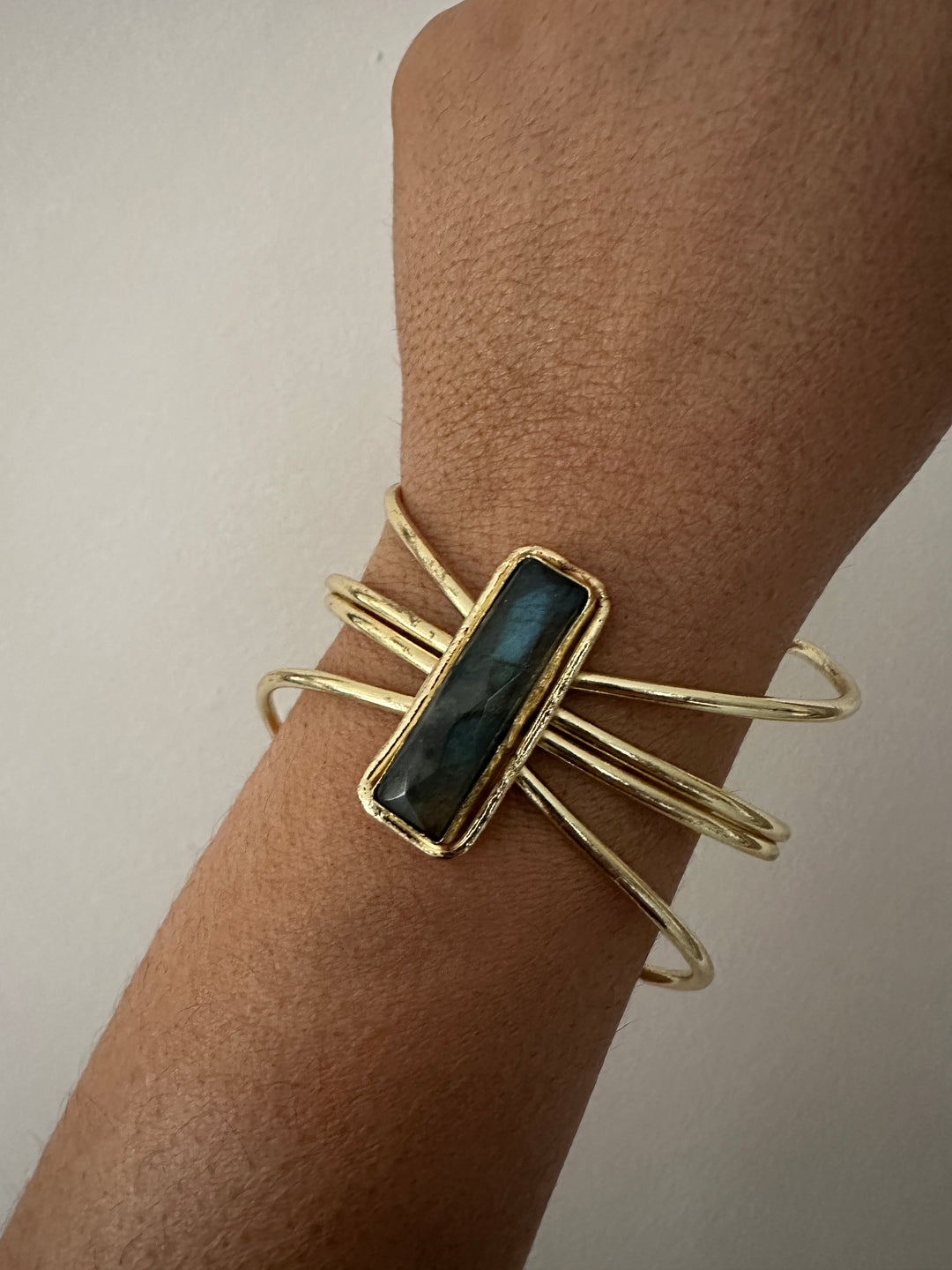 TL 007 - Gemstone Cuff