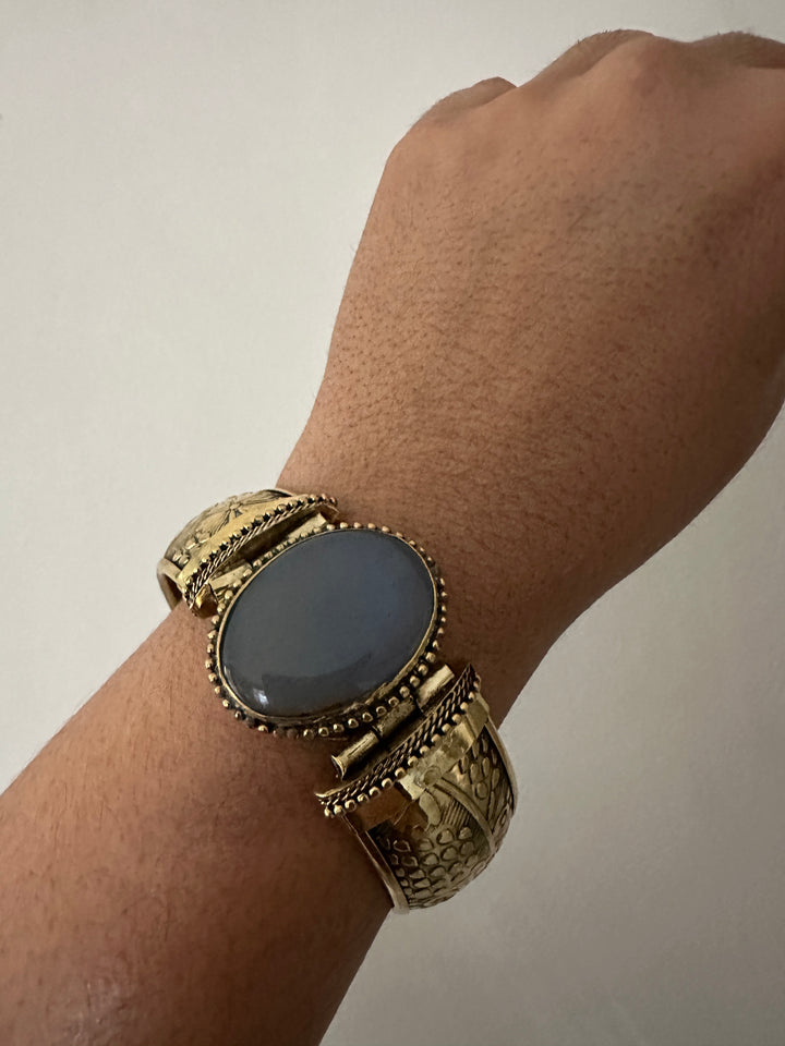 TL 026 - Gemstone Cuff