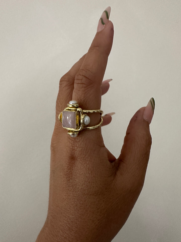 TL 028 - Gemstone Ring