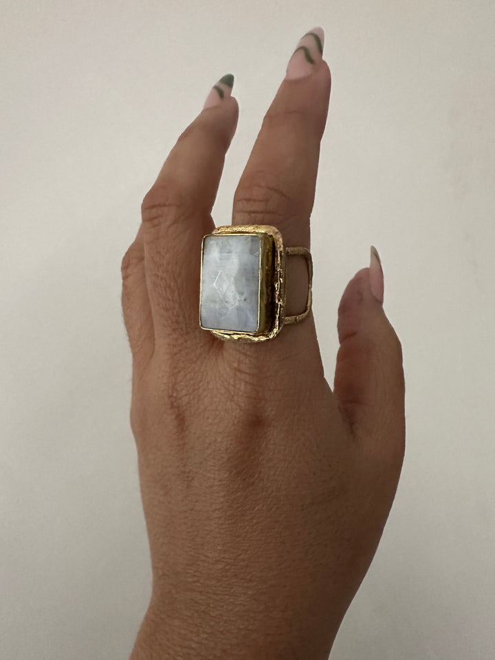 TL 029 - Gemstone Ring