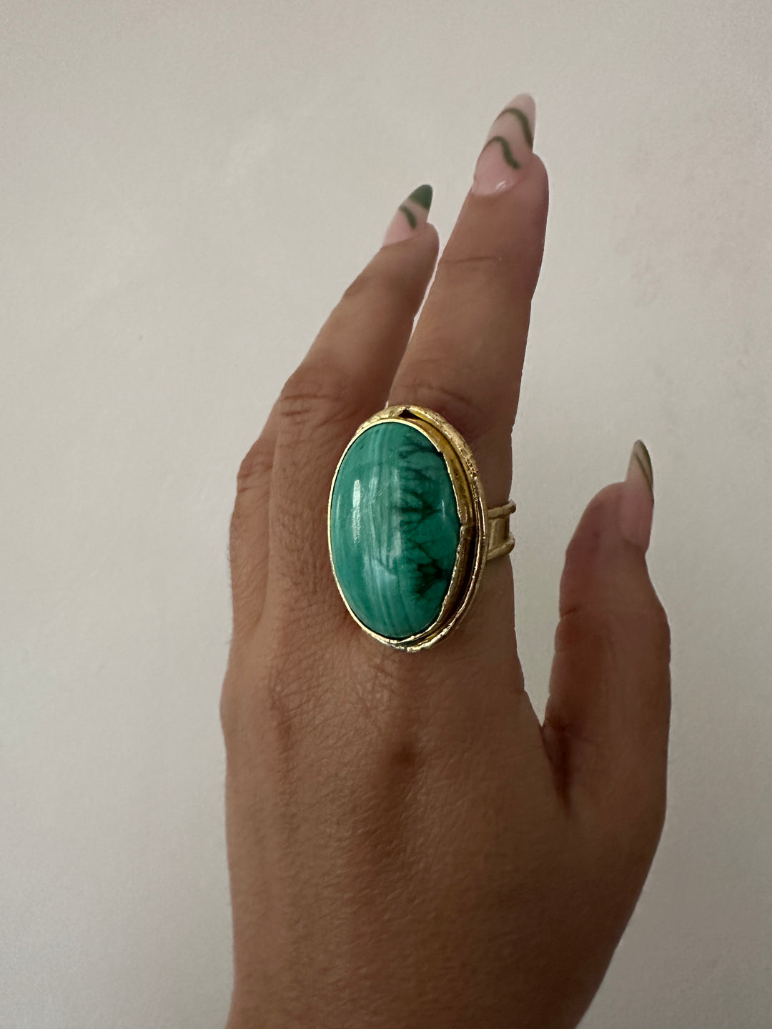 TL 036 - Gemstone Ring