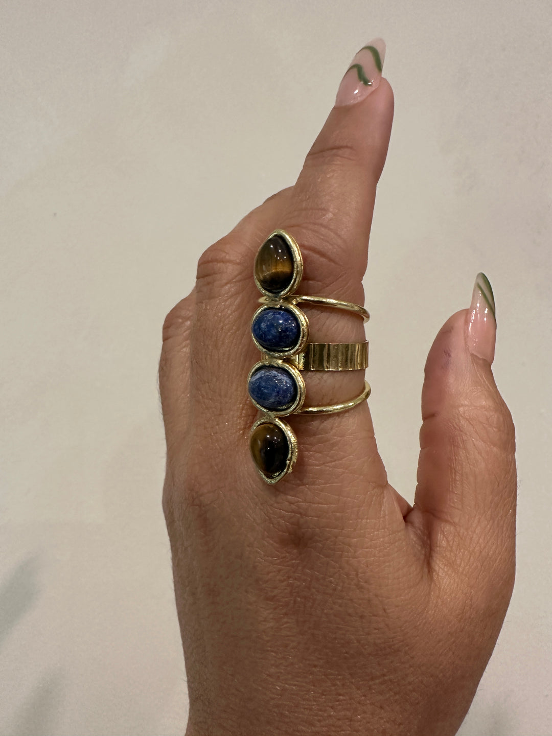 TL 038 - Gemstone Ring