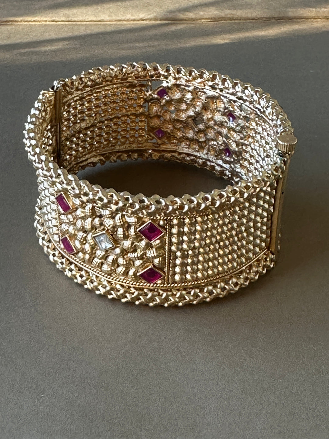 GB056 Indian Vintage Bangle